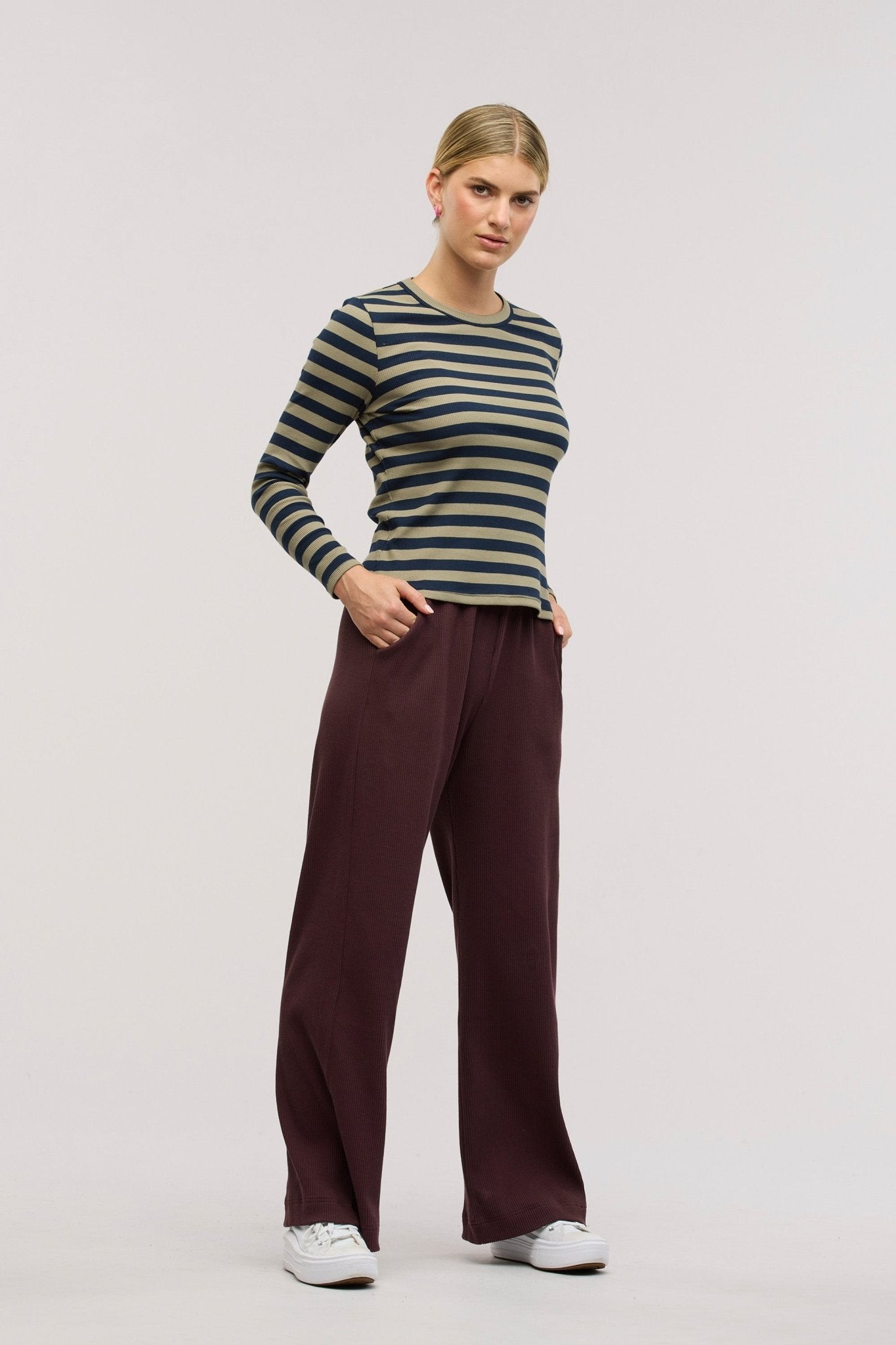 Traveller Crew Neck Rib Top